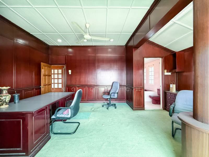Rumah Berkembar untuk Dijual di SS18 (Subang Jaya) - Yong Qin Choo - Study - PropertyGuru.com.my