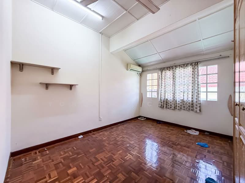 Rumah Berkembar untuk Dijual di SS18 (Subang Jaya) - Yong Qin Choo - Bedroom - PropertyGuru.com.my
