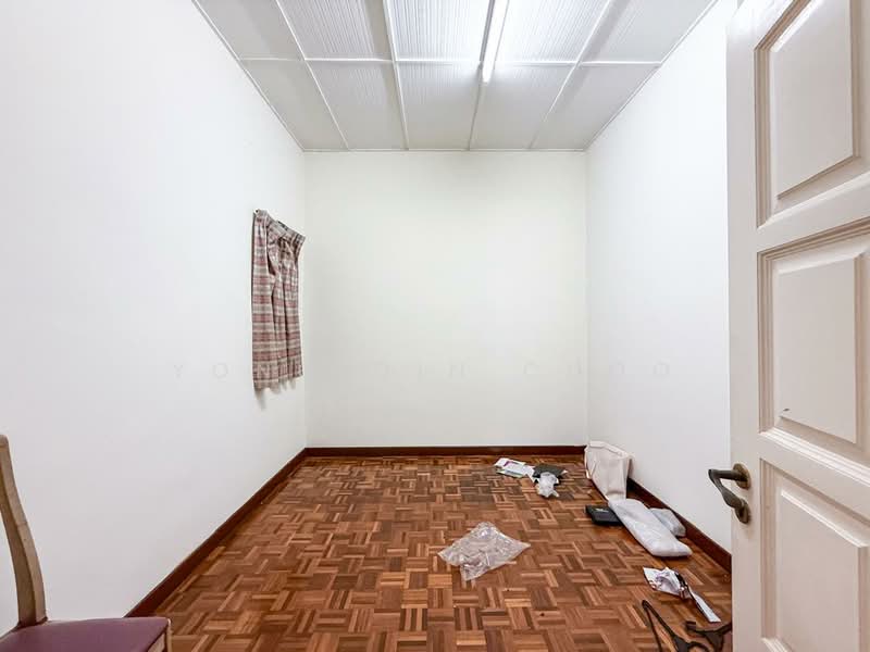 Rumah Berkembar untuk Dijual di SS18 (Subang Jaya) - Yong Qin Choo - Bedroom - PropertyGuru.com.my