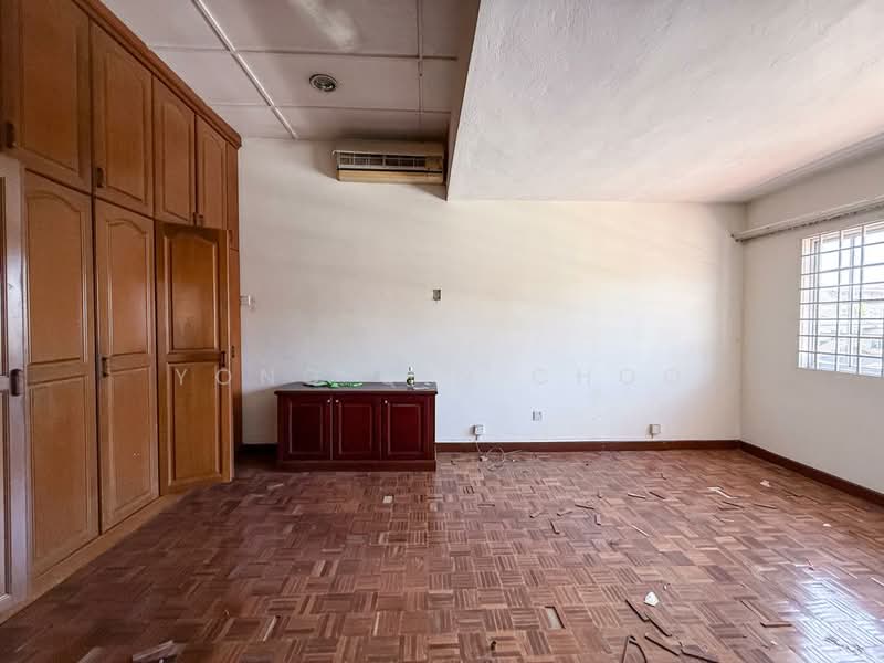 Rumah Berkembar untuk Dijual di SS18 (Subang Jaya) - Yong Qin Choo - Bedroom - PropertyGuru.com.my