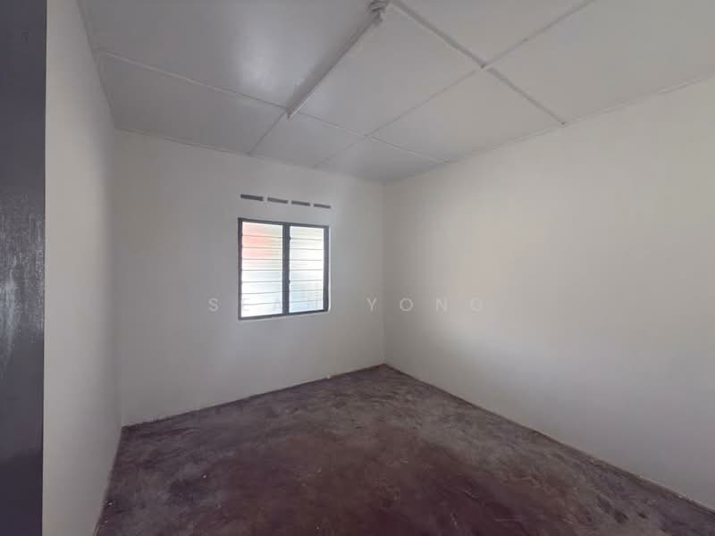 Rumah Teres 1 Tingkat untuk Dijual di Desa Jaya Kepong (Kepong) - Sean Yong - Bedroom - PropertyGuru.com.my