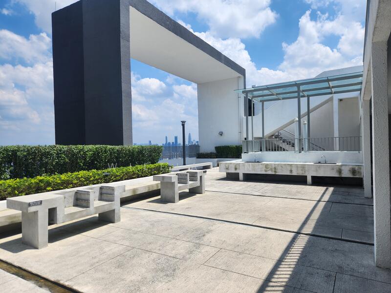 Roof Top BBQ Area
