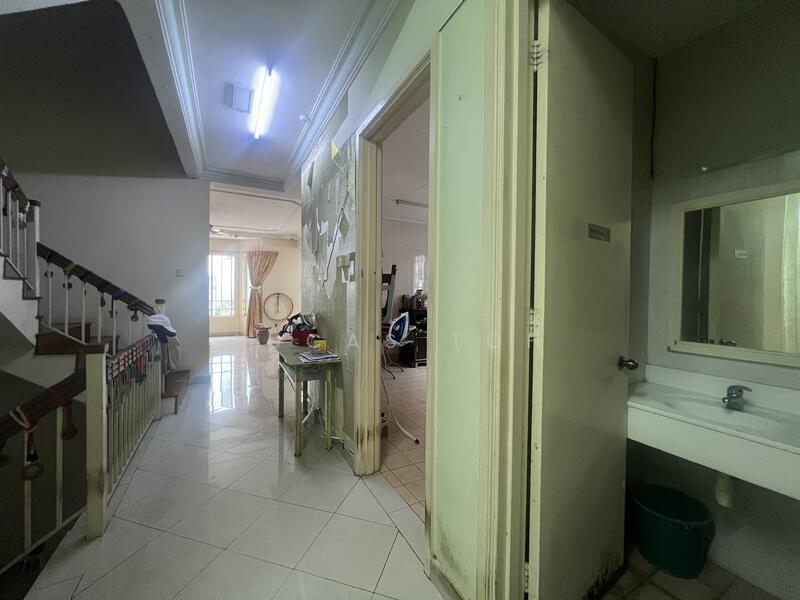Corridor