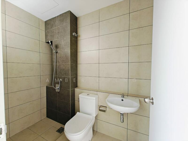 2-storey Terraced House for Sale in Bandar Gamuda Cove (Dengkil) - Amber Cheng - Bathroom - PropertyGuru.com.my