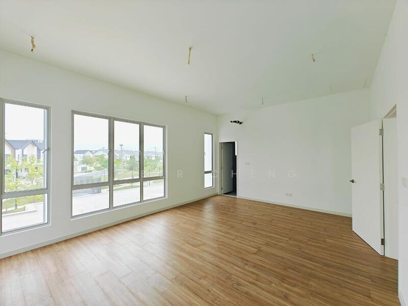2-storey Terraced House for Sale in Bandar Gamuda Cove (Dengkil) - Amber Cheng - Living Room - PropertyGuru.com.my