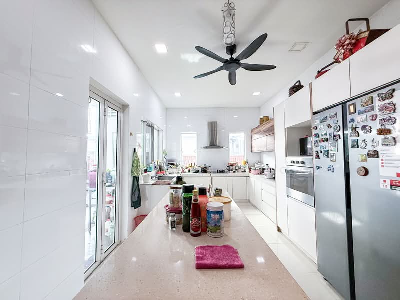 Link Bungalow for Sale in Kota Kemuning (Shah Alam) - Yong Qin Choo - Kitchen - PropertyGuru.com.my