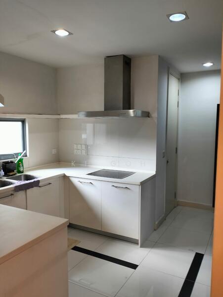 Service Residence for Rent at Gateway Kiaramas Residences - Gordon Goh - Kitchen - PropertyGuru.com.my