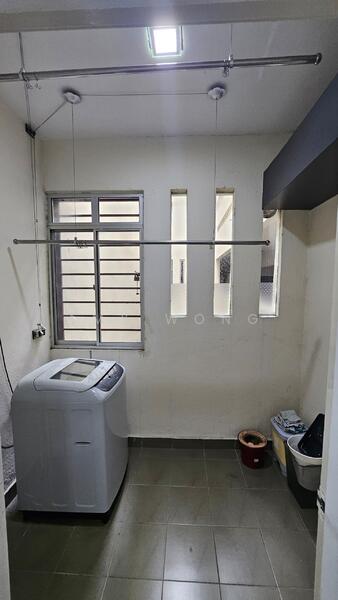Kondominium untuk Dijual di Villa Park - Amy Wong - Bathroom - PropertyGuru.com.my