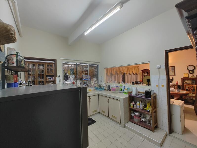 Semi-Detached House for Sale in SS3 (Petaling Jaya) - Reena Sarif - Kitchen - PropertyGuru.com.my
