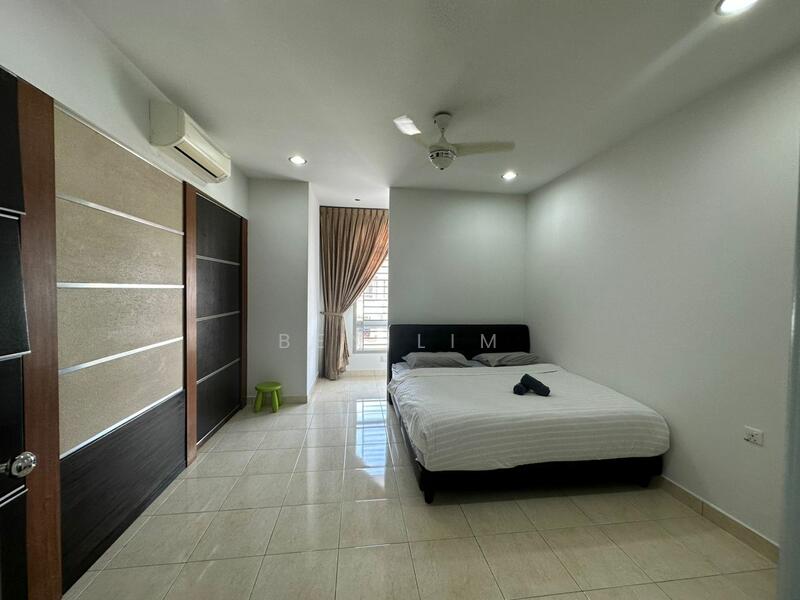 Untuk Disewa - Setia Tropika