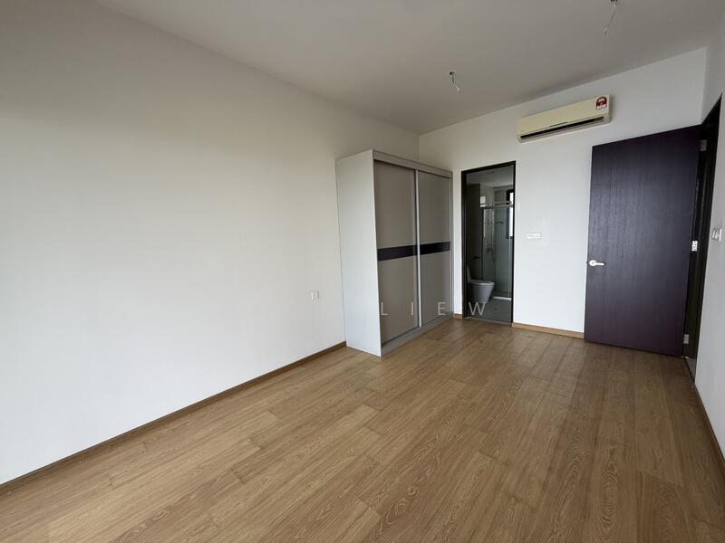 Bay Laurel @ Country Garden Danga Bay untuk Untuk Dijual - RM 360,000, Mac 2026 - PropertyGuru.com.my