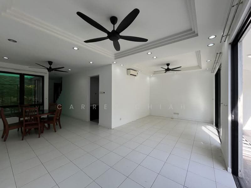 Rumah Teres 2-Tingkat untuk Disewa di Pusat Bandar Puchong (Puchong) - Carrey Chiah - Dining Room - PropertyGuru.com.my