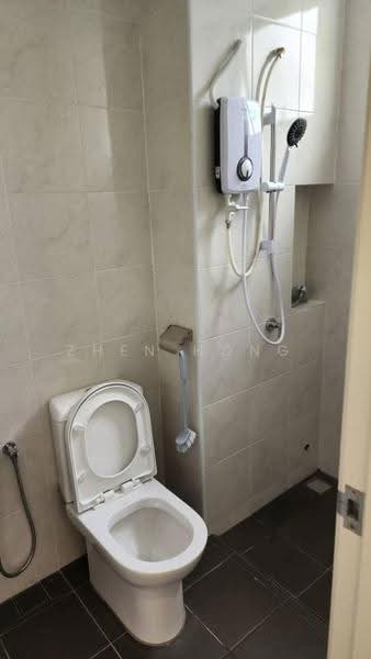 Rumah Bandar untuk Disewa di Bandar Cassia (Batu Kawan) - Zhen Hong - Bathroom - PropertyGuru.com.my