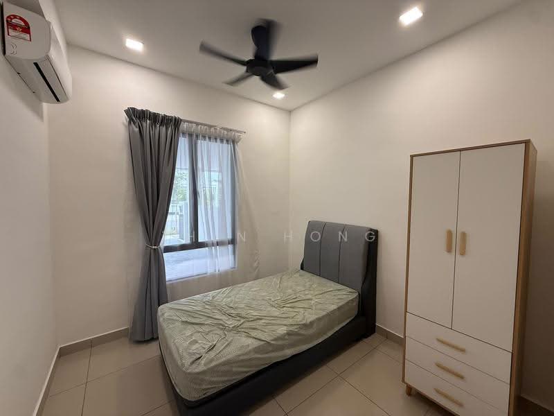 Rumah Bandar untuk Disewa di Bandar Cassia (Batu Kawan) - Zhen Hong - Bedroom - PropertyGuru.com.my