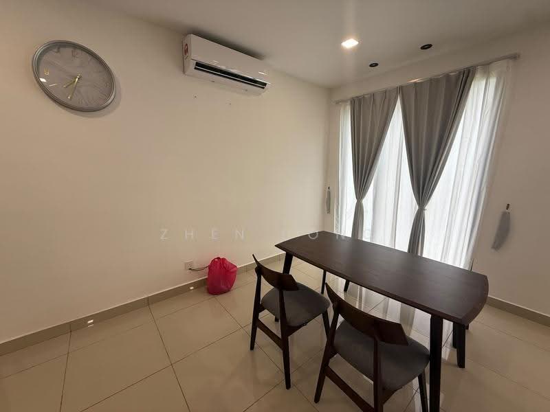 Rumah Bandar untuk Disewa di Bandar Cassia (Batu Kawan) - Zhen Hong - Dining Room - PropertyGuru.com.my