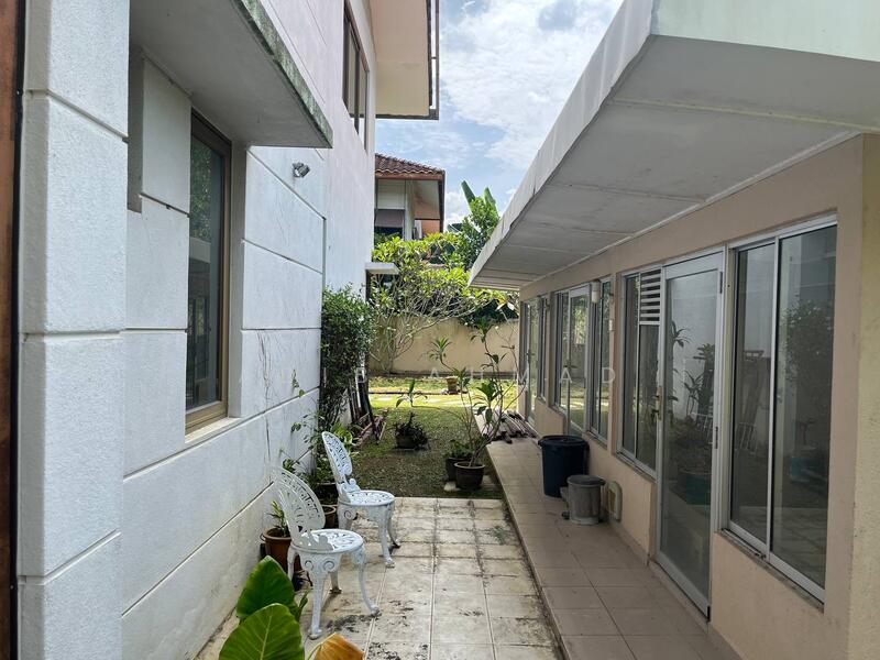Rumah Banglo untuk Dijual di Bandar Seri Putra (Bangi) - Adib Ahmad - Exterior - PropertyGuru.com.my