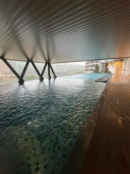 Residence Roof'd Pool
