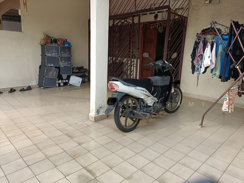 1-storey Terraced House for Sale in Bandar Bukit Tinggi (Klang) - Alavian Ramasamy - Exterior - PropertyGuru.com.my