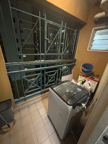 Pangsapuri untuk Dijual di Pelangi Damansara - Sze Mun - Balcony - PropertyGuru.com.my