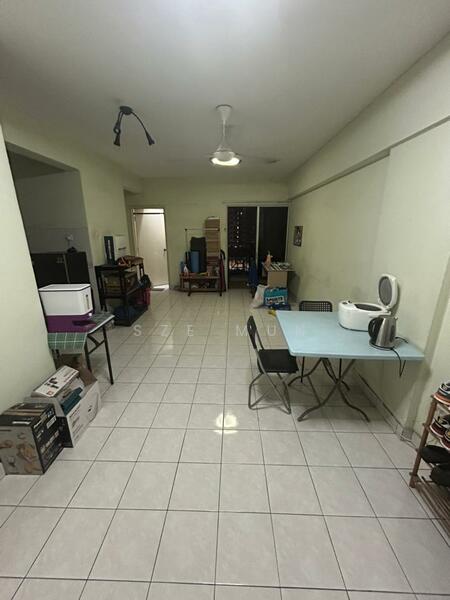 Pangsapuri untuk Dijual di Pelangi Damansara - Sze Mun - Living Room - PropertyGuru.com.my