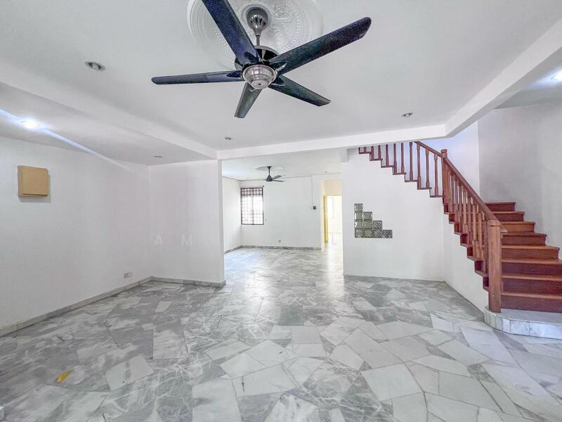 2-storey Terraced House for Sale in Alam Damai (Cheras) - Amin Azlan - Living Room - PropertyGuru.com.my