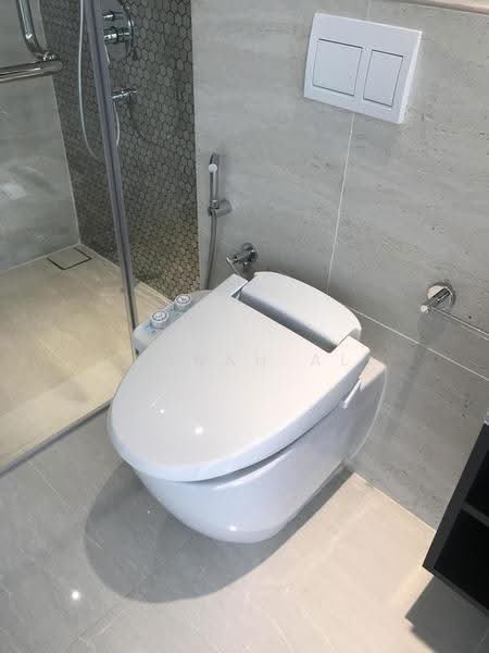 Service Residence for Sale at Star Residences Three - Jannah Ali - Bathroom - PropertyGuru.com.my