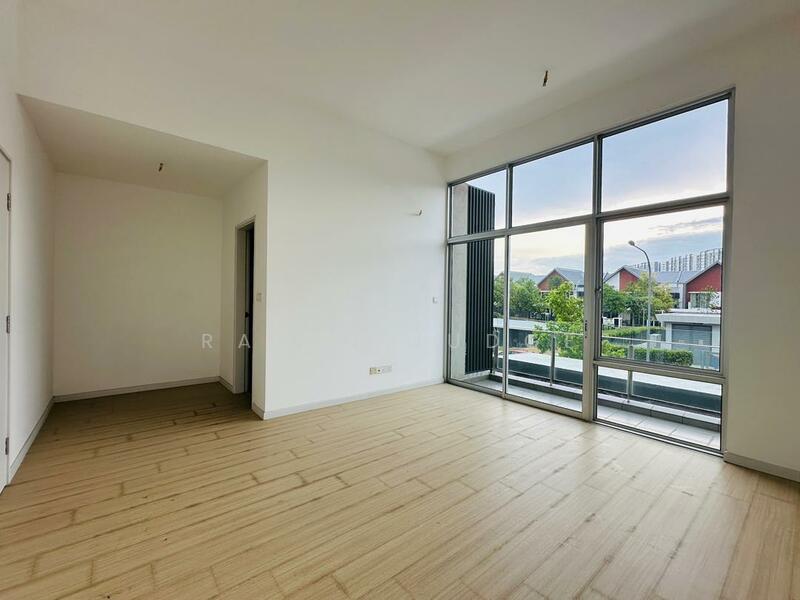 2-storey Terraced House for Sale in Bandar Gamuda Gardens (Rawang) - Ravin Judge - Living Room - PropertyGuru.com.my