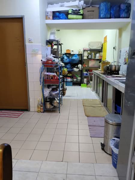 1-storey Terraced House for Sale in Bandar Kinrara Seksyen 1 (Bandar Kinrara) - Joey Wong - Kitchen - PropertyGuru.com.my
