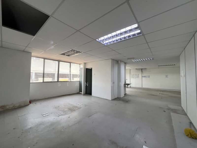Office for Rent in Taman Perai (Perai) - Sean Heng - Interior - PropertyGuru.com.my
