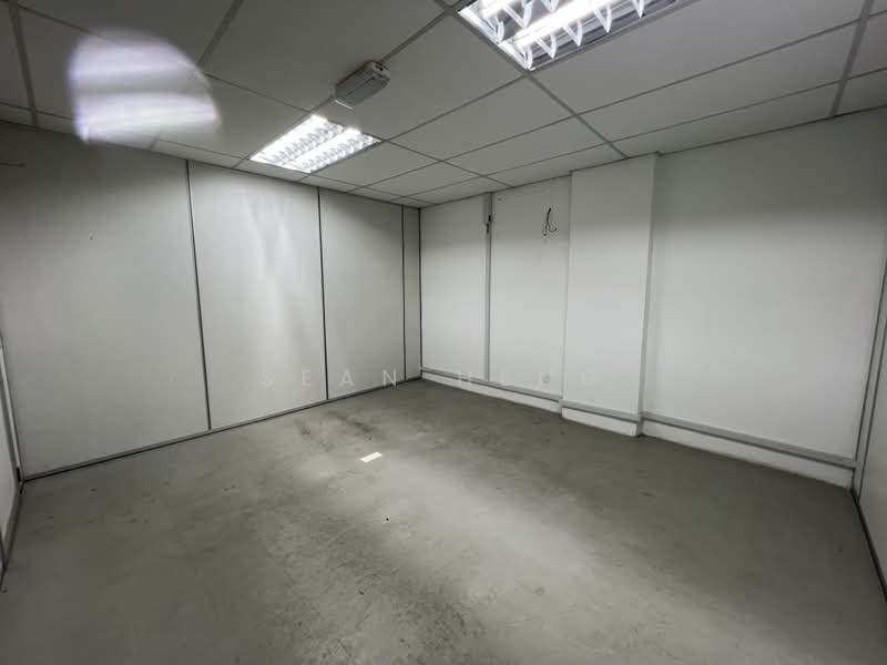 Office for Rent in Taman Perai (Perai) - Sean Heng - Interior - PropertyGuru.com.my