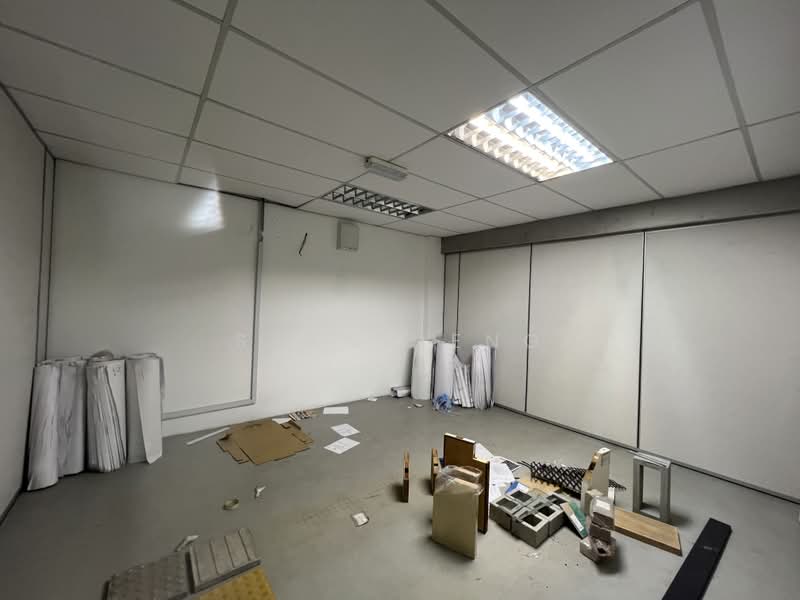 Office for Rent in Taman Perai (Perai) - Sean Heng - Interior - PropertyGuru.com.my