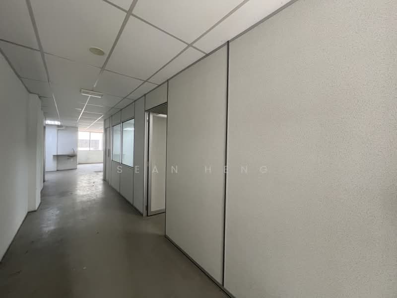 Office for Rent in Taman Perai (Perai) - Sean Heng - Corridor - PropertyGuru.com.my