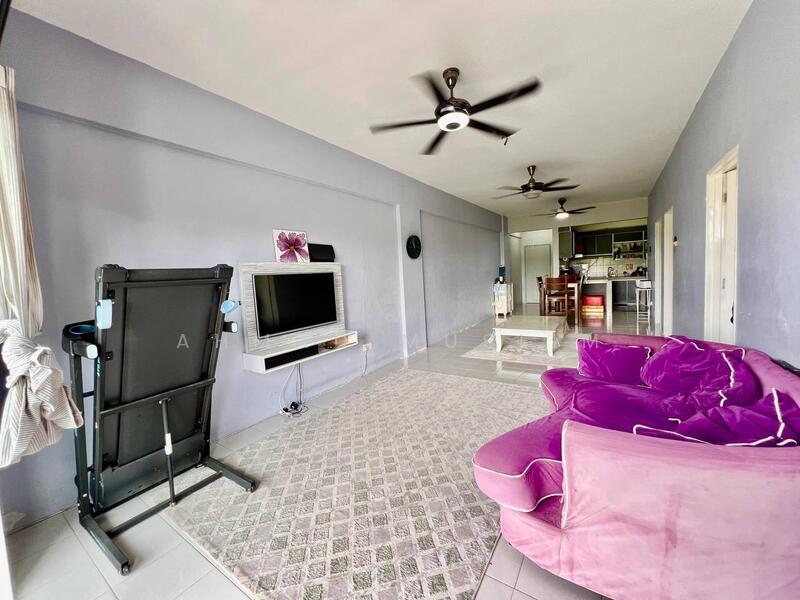 For Sale - Desa Pelangi Condominium