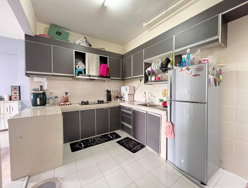 For Sale - Desa Pelangi Condominium