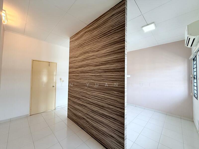 Master Room Interior
