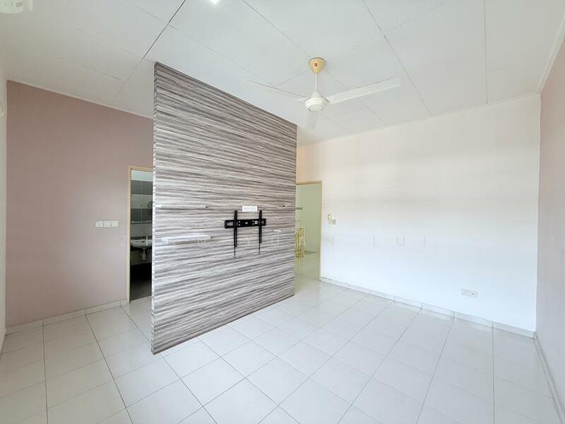Master Room Interior