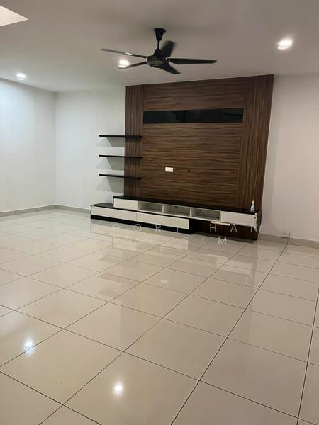 2-storey Terraced House for Sale in 16 Sierra (Puchong) - Gregory Han Meng Sim - Living Room - PropertyGuru.com.my