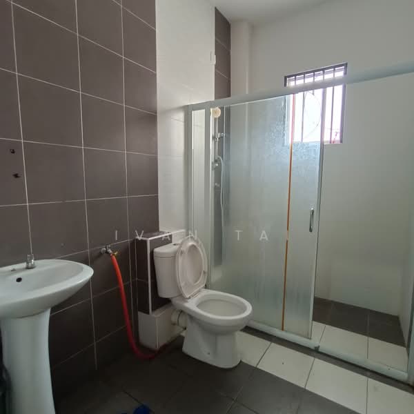 2-storey Terraced House for Sale in Ipoh (Perak) - Ivan Tai - Bathroom - PropertyGuru.com.my