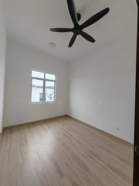 2-storey Terraced House for Rent in Semenyih (Selangor) - Ling Ling - Bedroom - PropertyGuru.com.my