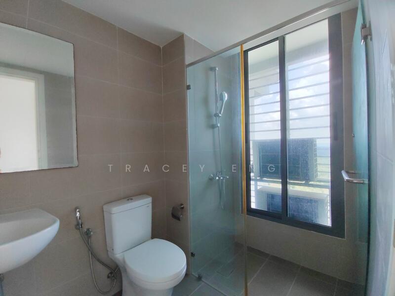 2nd Bathroom