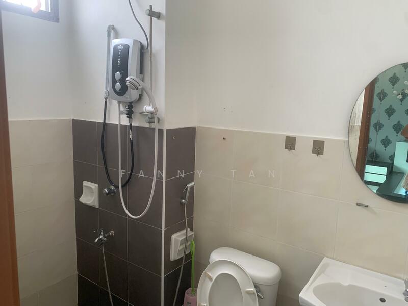 2-storey Terraced House for Sale in Taman Setia Indah (Tebrau) - Fanny Tan - Bathroom - PropertyGuru.com.my