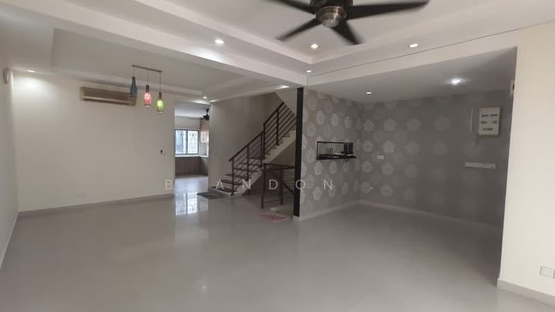 Rumah Teres 2.5 Tingkat untuk Dijual di Sering Ukay (Ampang) - Brandon . - Living Room - PropertyGuru.com.my