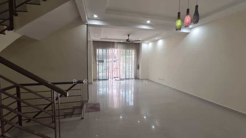 Rumah Teres 2.5 Tingkat untuk Dijual di Sering Ukay (Ampang) - Brandon . - Living Room - PropertyGuru.com.my
