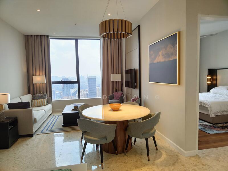 Master Bedroom (Right)