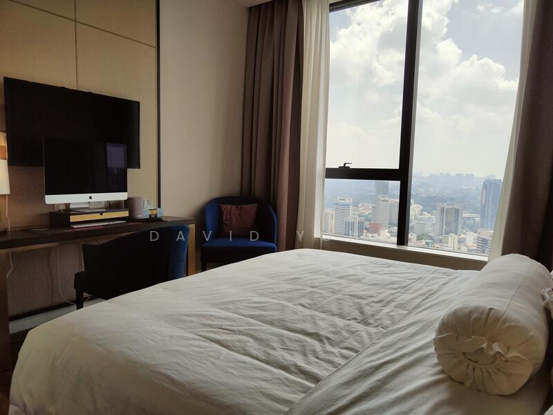 2-Bedroom Suite (Master Bedroom)