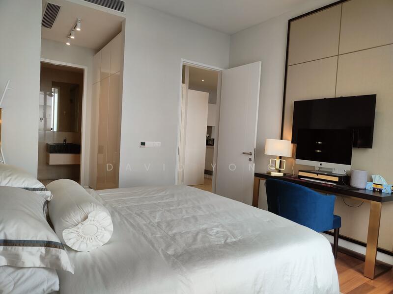 2-Bedroom Suite (Master Bedroom)
