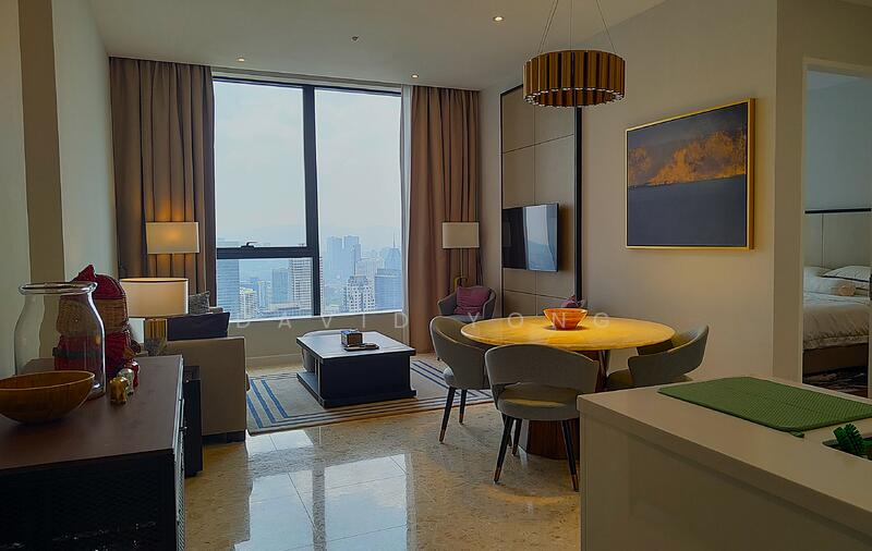 2-bedroom suite - living