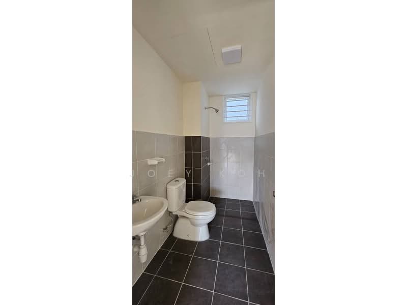 Apartment for Rent at Melodi Perdana - Joey Koh - Bathroom - PropertyGuru.com.my