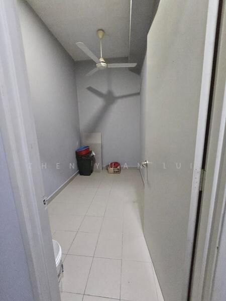 Maid Room