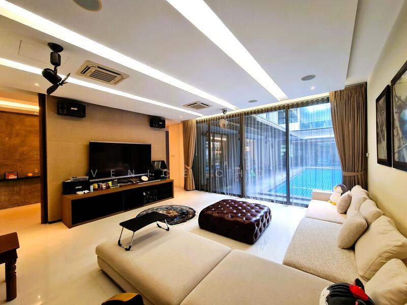 Bungalow for Sale in Mines Resort City (Seri Kembangan) - Venice Chong - Living Room - PropertyGuru.com.my